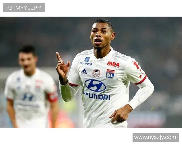 塞维利亚重磅引援：里昂前锋加盟转会费高达6000万欧元